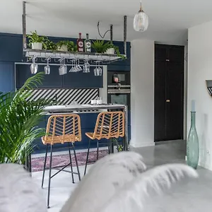  Apartment Hedo & Art Loft - Old Town